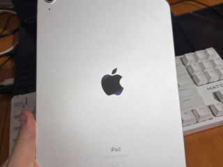 iPad 10