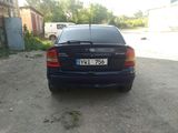 Opel Astra foto 2