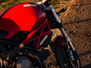 Ducati Monster 797 foto 2