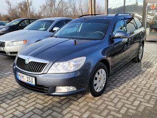 Skoda Octavia foto 2