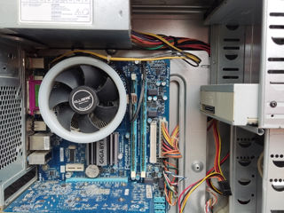 Xeon E5450 GT730 foto 4