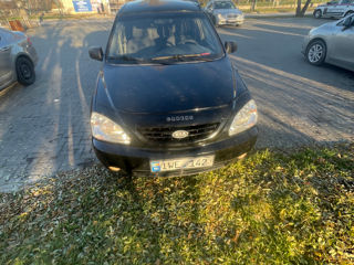 KIA Carens foto 4