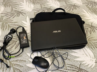 Asus X552M / Display 15.6 / Procesor intel /  GeForce 920M / Ram 4GB / HDD 500GB фото 1