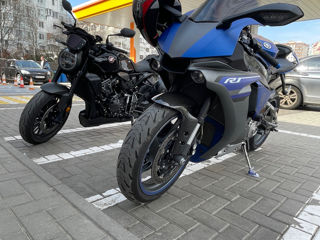 Yamaha YZF R1000 Blu Matte foto 7