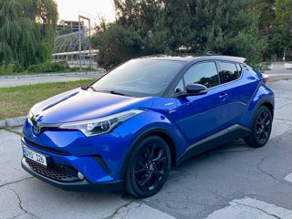 Toyota C-HR foto 2