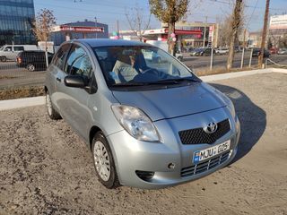 Toyota Yaris foto 3