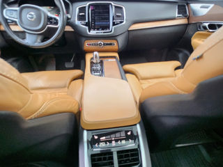 Volvo XC90 foto 6