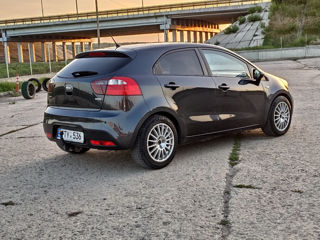 KIA Rio foto 5