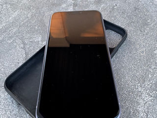 Vand Iphone 11, 4/128GB