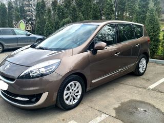 Renault Grand Scenic foto 4