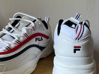 Adidași Fila pentru femei foto 2