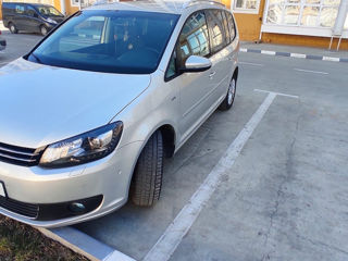 Volkswagen Touran foto 9