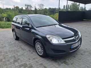 Opel Astra foto 1