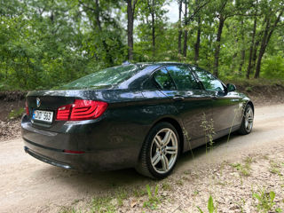 BMW 5 Series foto 3