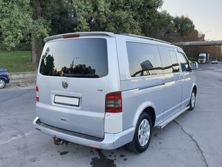 Volkswagen Caravelle foto 5