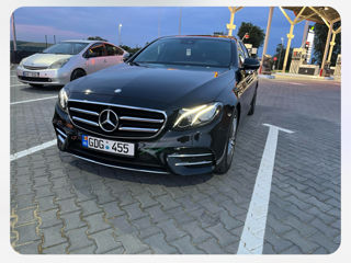 Mercedes E-Class foto 2