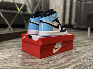 Nike Air Jordan 1 Retro High Glossy Blue/Black Women's foto 7