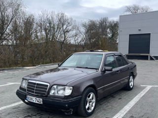 Mercedes Series (W124) foto 3