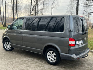 Volkswagen Caravelle foto 17