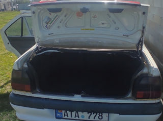 Renault 19 foto 6