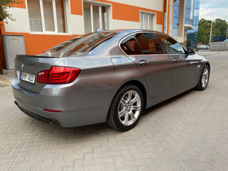 BMW 5 Series foto 3