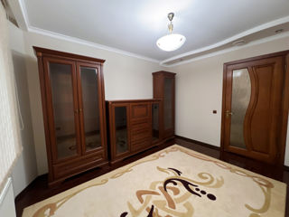 Apartament cu 4 camere, 100 m², Botanica, Chișinău foto 10