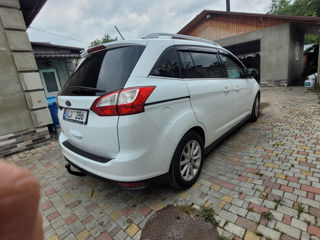 Ford Grand C-MAX foto 4