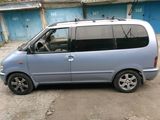 Nissan Serena foto 6