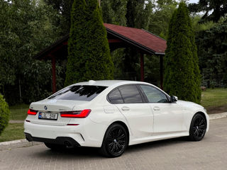 BMW 3 Series foto 8