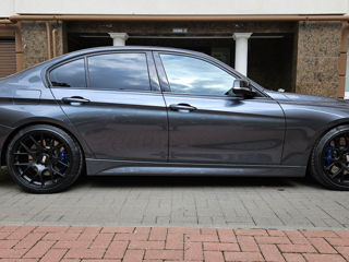 BMW 3 Series foto 6