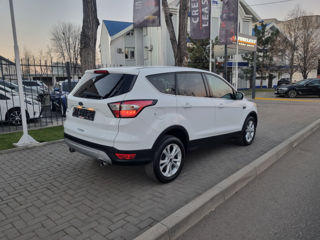 Ford Kuga foto 5