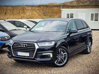 Audi Q7 e-tron foto 2