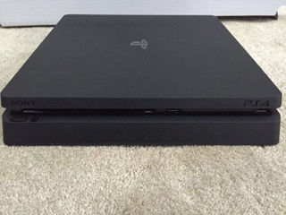 Ps4 slim 500gb 2joystickuri