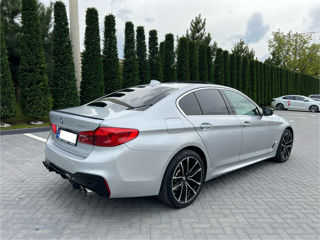 BMW 5 Series foto 3