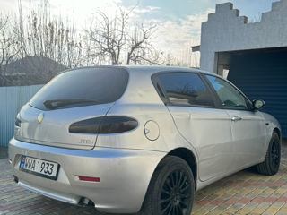 Alfa Romeo 147