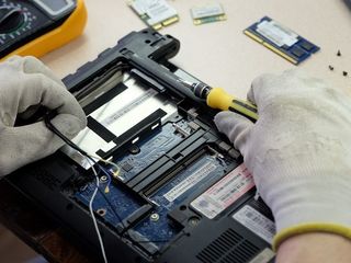 Reparatii laptopuri.urgent.cu garantie.orice dificultate. foto 5