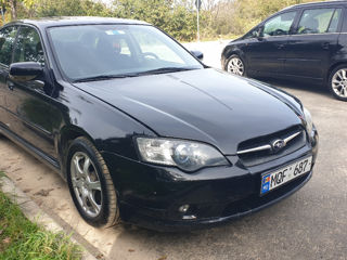 Subaru Legacy foto 3