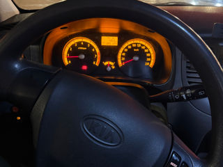 KIA Rio foto 8