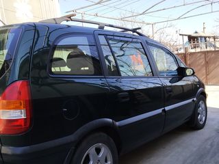 Opel Zafira foto 3