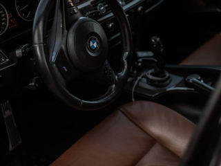 BMW 5 Series foto 8