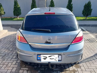 Opel Astra foto 2