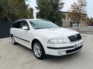 Skoda Octavia foto 2