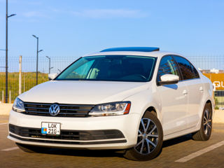 Volkswagen Jetta foto 1