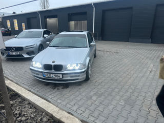 BMW 3 Series foto 2