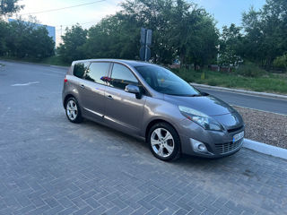 Renault Grand Scenic foto 4