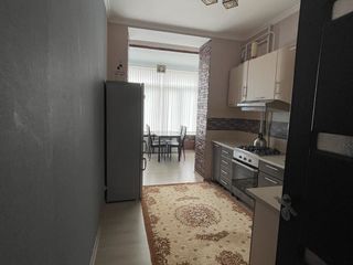 Apartament cu 2 camere, 60 m², 8 cartier, Bălți foto 5