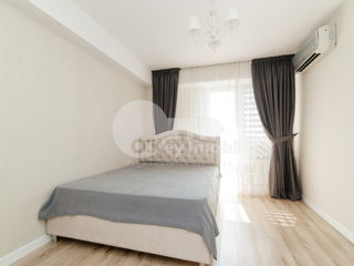 Apartament cu 2 camere, 70 m², Centru, Chișinău foto 5