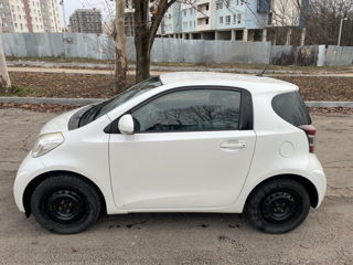 Toyota iQ foto 4