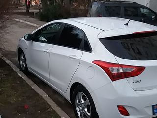 Hyundai i30 foto 2