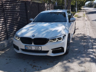 BMW 5 Series foto 1